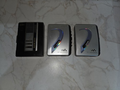 Sony walkman cassette - 2x,