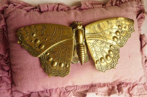 Avery needle case - , form