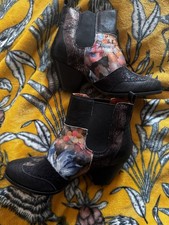 Poetic Licence Chelsea Patch Metallic Boots Size 5UK New Boxed 