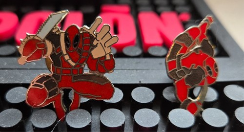 Deadpool vintage pins 1993 - 2,