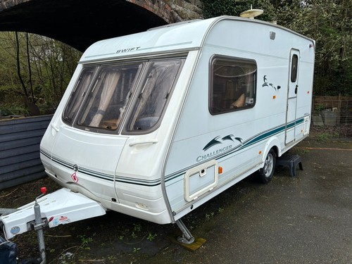 Swift challenger berth - 2,