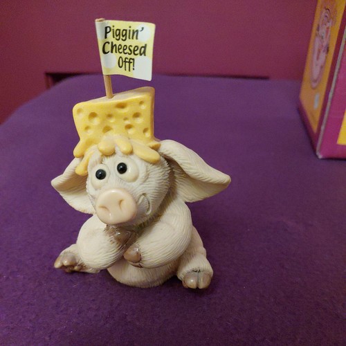 Piggin pig figure - figure, piggin'