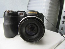 Fujifilm FinePix S2800HD 14.0MP Digital Bridge Camera, Black - Tested