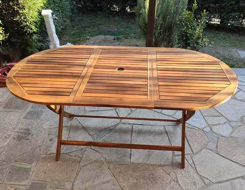 Large garden dining table - garden,
