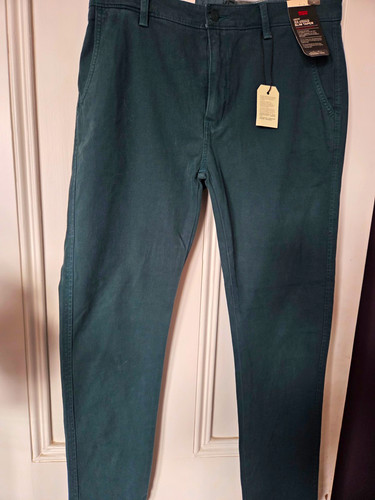 Levi chino slim taper - levi's,