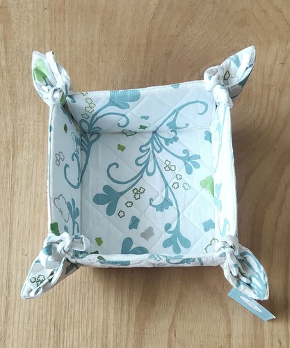 Reversible foldable fabric - reversible,,