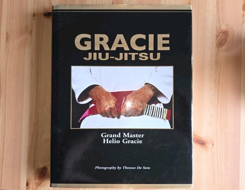 Gracie jiu jitsu master text - gracie,
