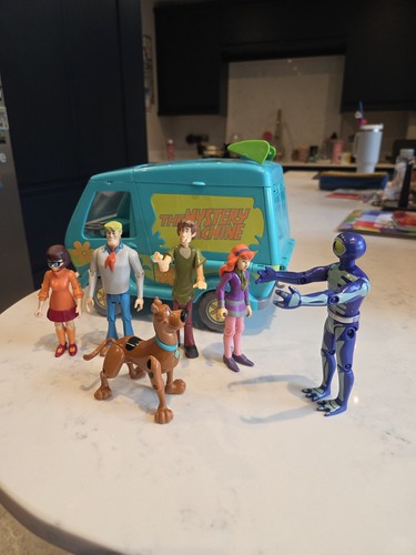 Scooby doo mystery machine - scooby, van