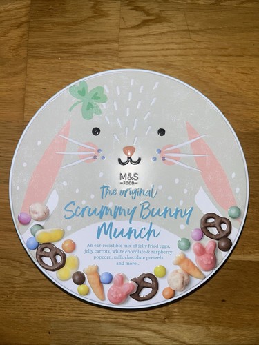 Scrummy bunny munch - &,