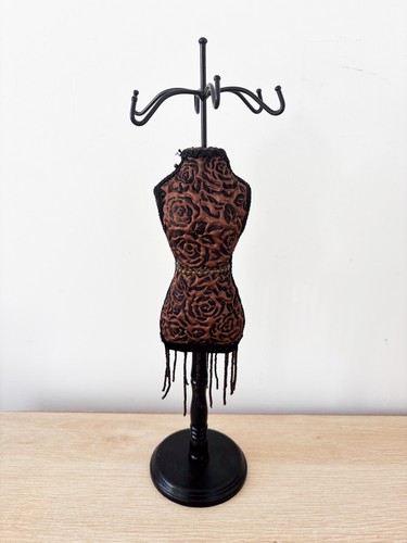 Vintage mannequin jewellery - vintage,