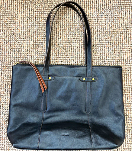 Fossil black pebbled leather - pebbled,
