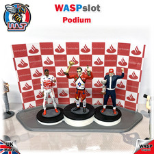 Podium & driver figures -