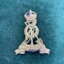 Royal Pioneer Corps Cap Badge KC Labor Omnia Vincit Brass 2 Lugs Vintage Org