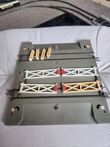 Tri ang hornby 170 r - r, level
