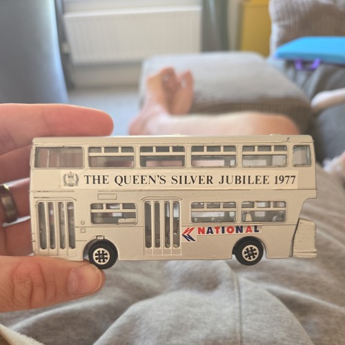 Dinky toys 297 silver - dinky, jubilee