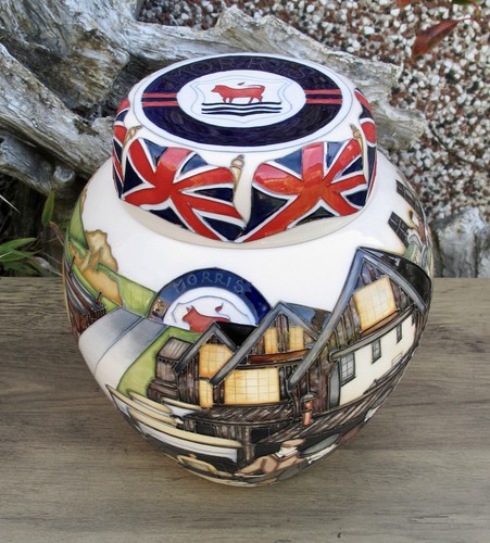 Moorcroft rare bullnose morris - moorcroft,