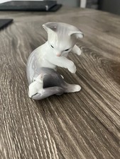 Lladro 5236 Charming Cat