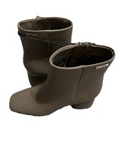 New DKNY ladies soft faux