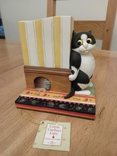 Comic Curious Cats  Figurine