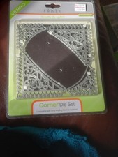 TONIC STUDIOS 8 Corner Metal  Butterflies  Die Cut Set Verso Monarch Medley 417E