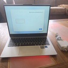 Huawei MateBook D14 Laptop 14-inch UK and Arabic keyboard. 