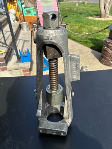 Eaton synflex swager hand - hand, tool