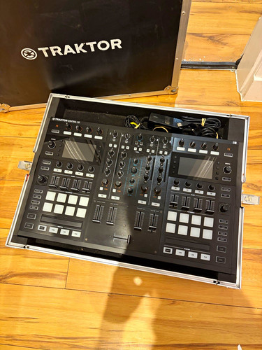 Traktor kontrol black - traktor, s8