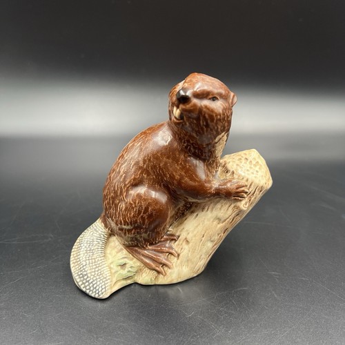 Beswick beaver sitting log - beswick,