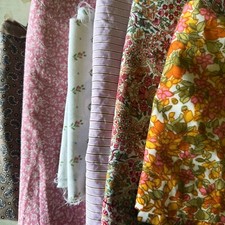 Scrap Pack second hand fabric material sewing bee dressmaking craft 320g