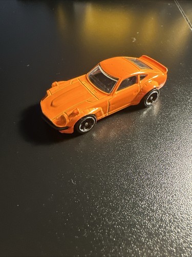 Hot wheels custom - hot,