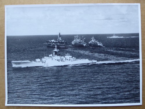 Hms berwick f115 carrier - berwick,