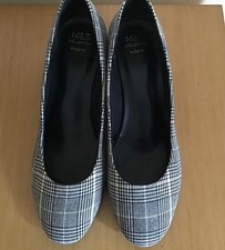 M&S Prince of Wales  check shoes Size 6  Low block heel Wide Fit