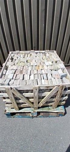Sandstone cobbles 100x100mm - sandstone,