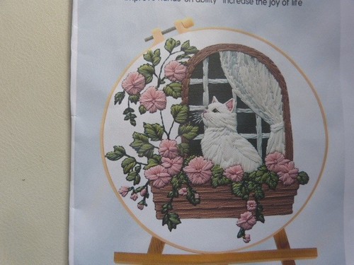 Embroidery kit white cat - embroidery,