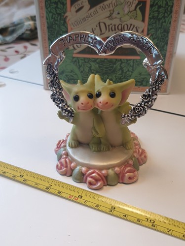 Pocket dragon figurine happily - dragon,