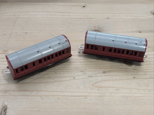 Thomas trackmaster red - 2,
