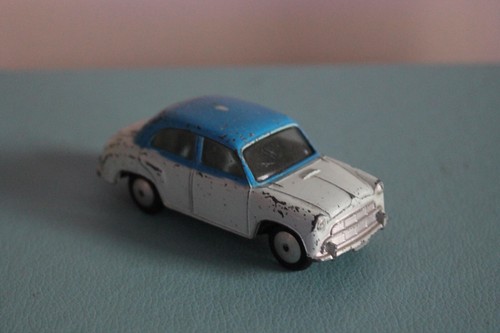 Corgi toy morris - toy,