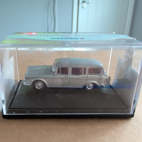 Oxford diecast humber super - humber,