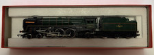Hornby R552 Britannia Class 4-6-2 'Oliver Cromwell' 70013 in BR green