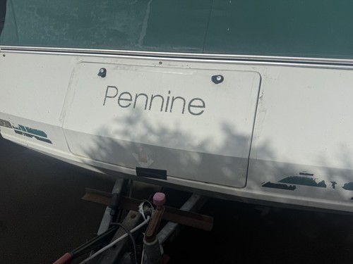 Front gas locker lid - gas,