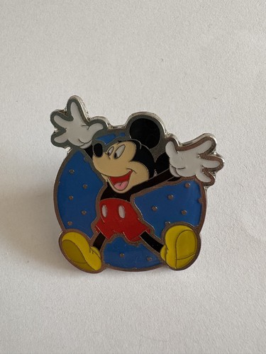 Disney pin badge mickey - disney,