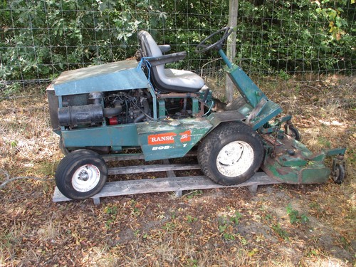 Ransomes bobcat mower outfront