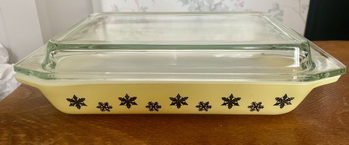Vintage pyrex casserole - vintage,