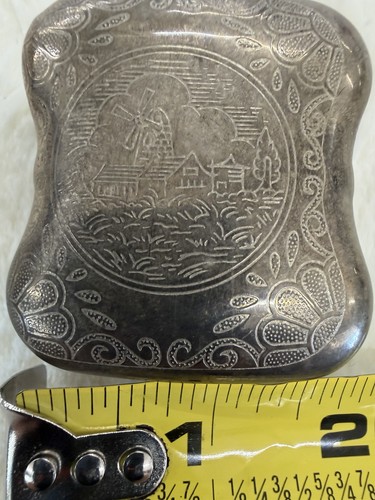 Vintage silver toned trinket - silver,