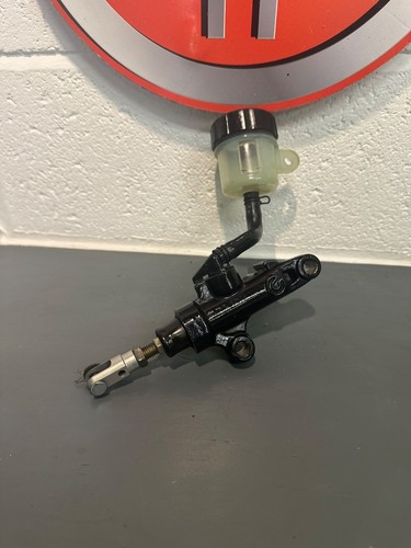 Yamaha 5vy master cylinder - yamaha,