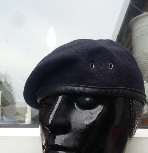 Royal navy beret wool - navy,
