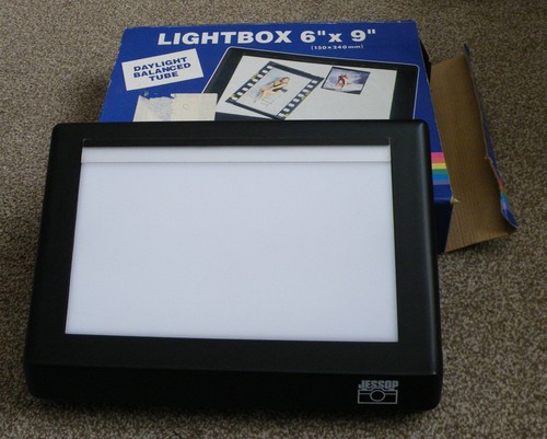 Jessop lightbox 9 - jessop, 9”
