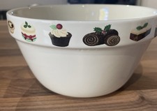 White Christmas Pudding Bowl Basin  7 inches Diameter. Pudding Dish Pre-loved 