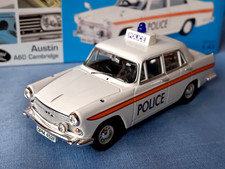 LLEDO VANGUARDS 1:43 AUSTIN A60 CAMBRIDGE - SUSSEX POLICE - VA44001