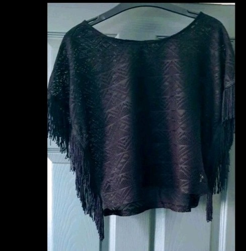 Ladies black batwing - , fringed